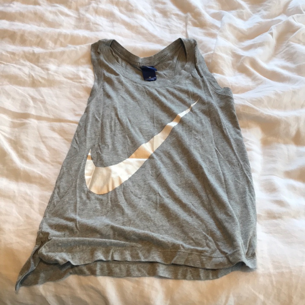 Nike light grey workout tank